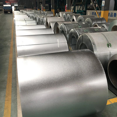 600 mm-1500 mm Dx51d Z275 bobina de acero galvanizado de metal laminado en caliente / laminado en frío